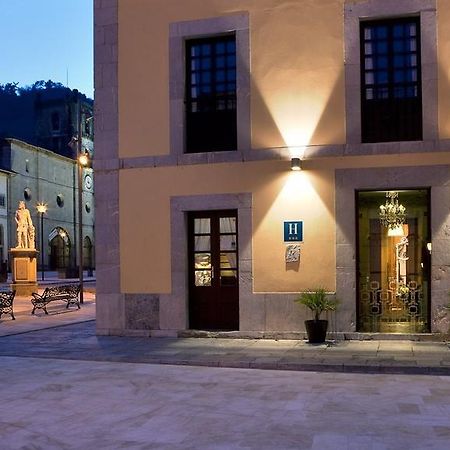 Antiguo Casino Hotel Pravia Dış mekan fotoğraf